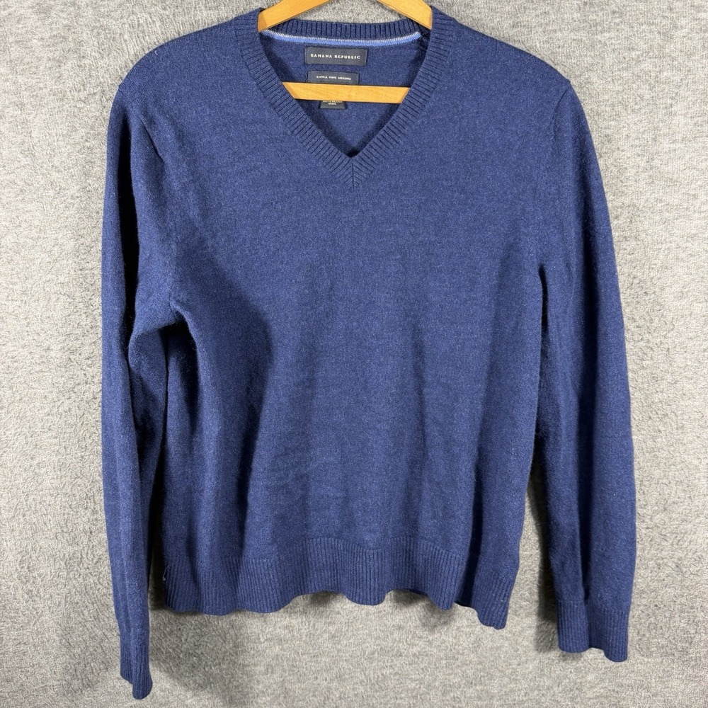 Banana Republic Extra Fine Merino Wool V-Neck Sweater Blue Size Medium Classic